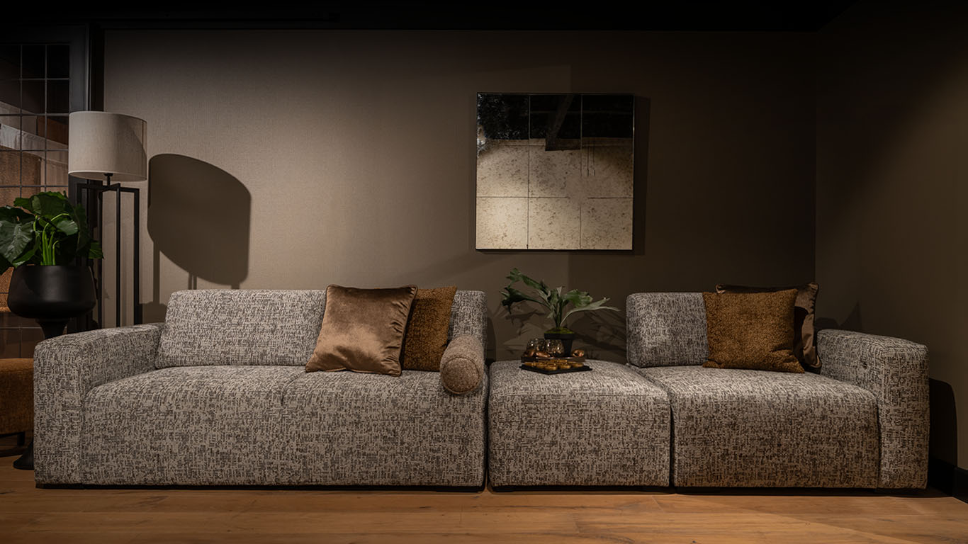 UrbanSofa-Boaz-Sofa-en-Boaz-Hocker-in-Berkly-Stone