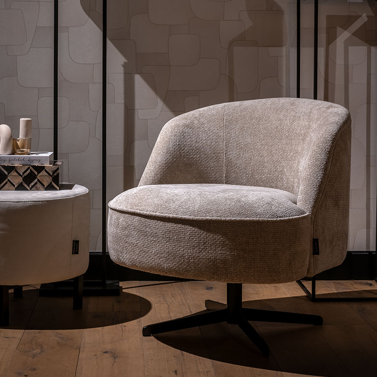 UrbanSofa-Fleur-fauteuil-Valencia-Desert-Draaipoot-2