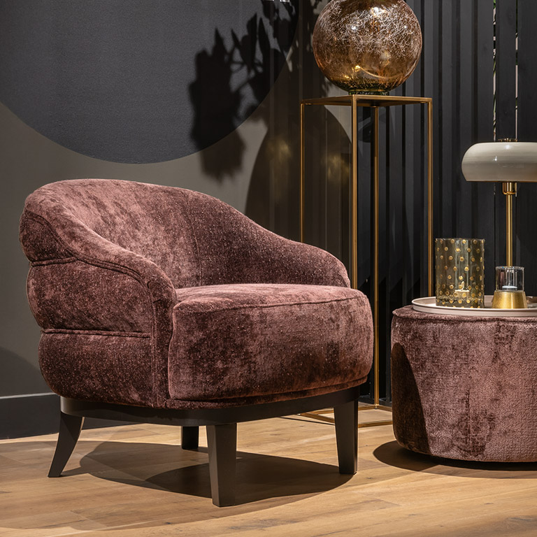 UrbanSofa-Nora-Fauteuil-in-Tosca-Merlot-2